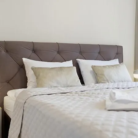 Apartament Luminous View *