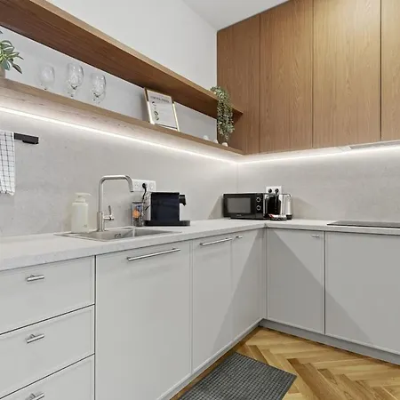 Luminous View アパート *